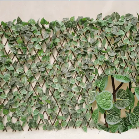 Excellent quality Artificial Turf Mat - garden Expandable artificial plastic laurel leaves trellis bamboo panel boxwood mat Ivy Privacy Fence fencing hedge – Deyuan detail pictures